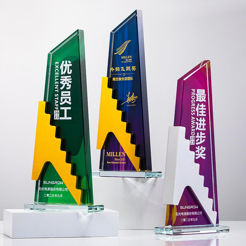 Custom Crystal + Metal Black crystal + Metal Wei- ght: ≈1285g Trophy Award - Model #019